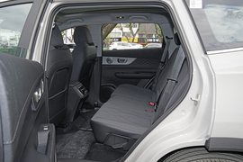 2025款奇瑞瑞虎8