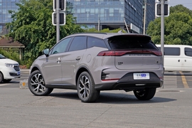 2025款比亚迪唐新能源