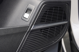 2025款比亚迪唐新能源