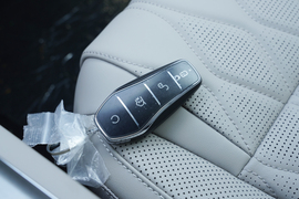 2025款比亚迪唐新能源