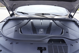 2025款比亚迪唐新能源