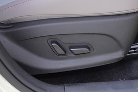 2025款比亚迪元PLUS