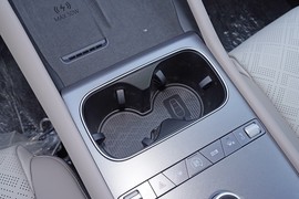 2025款比亚迪元PLUS