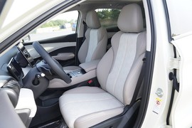 2025款比亚迪元PLUS