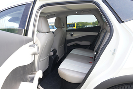 2025款比亚迪元PLUS