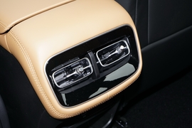 2025款吉利博越L