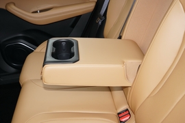 2025款吉利博越L