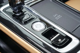 2025款吉利博越L