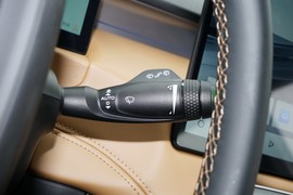 2025款吉利博越L