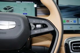 2025款吉利博越L