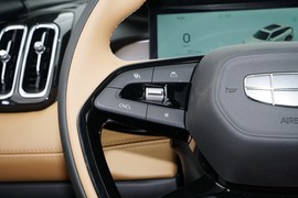 2025款吉利博越L