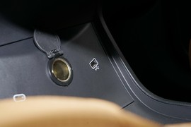 2025款吉利博越L