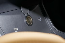 2025款吉利博越L