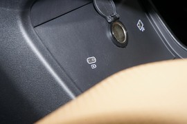 2025款吉利博越L