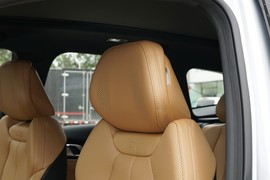 2025款吉利博越L