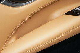 2025款吉利博越L