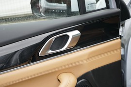 2025款吉利博越L