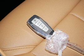 2025款吉利博越L