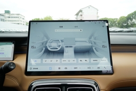 2025款吉利博越L