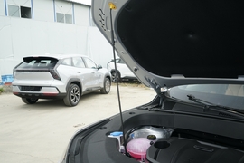 2025款吉利博越L