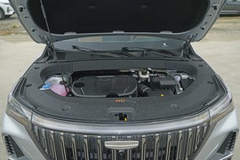 2025款吉利博越L