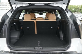 2025款吉利博越L