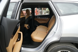 2025款吉利博越L