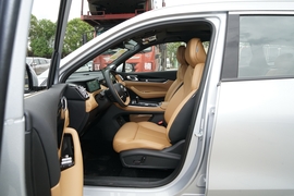 2025款吉利博越L