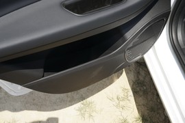 2025款奇瑞艾瑞泽5