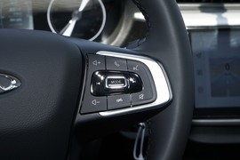 2025款奇瑞艾瑞泽5