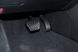 2025款奇瑞艾瑞泽5