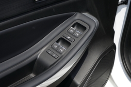 2025款奇瑞艾瑞泽5