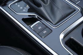 2025款奇瑞艾瑞泽5