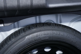 2025款奇瑞艾瑞泽5