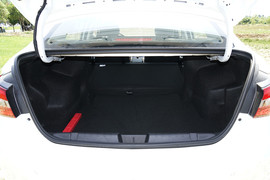 2025款奇瑞艾瑞泽5