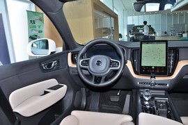 2026款沃尔沃XC60