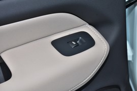 2026款沃尔沃XC60