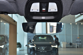 2026款沃尔沃XC60