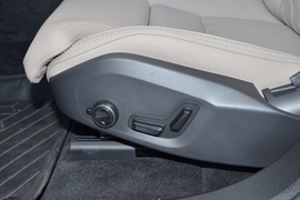 2026款沃尔沃XC60