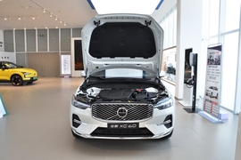 2026款沃尔沃XC60