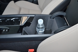 2026款沃尔沃XC60