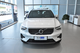 2026款沃尔沃XC40