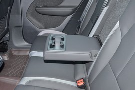 2026款沃尔沃XC40