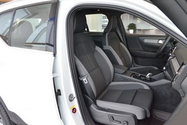 2026款沃尔沃XC40