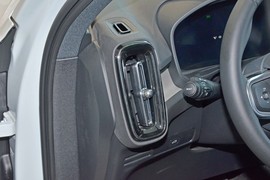 2026款沃尔沃XC40