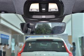 2026款沃尔沃XC40