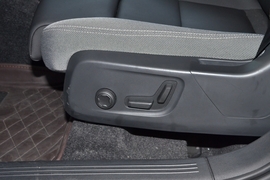 2026款沃尔沃XC40