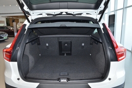 2026款沃尔沃XC40