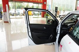 2014款铃木速翼特1.6L手动豪华版