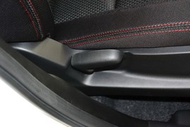 2014款铃木速翼特1.6L手动豪华版